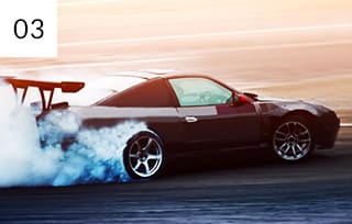 スポーツカーを知り尽くした店主が対応